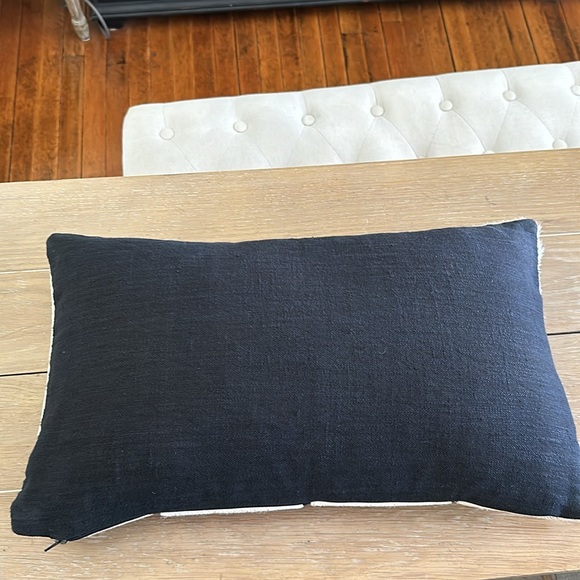 New Arhaus black white hair on hide panel leather pillow cover linen back 12x20 - Picture 12 of 14